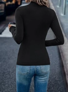 SHEIN LUNE 素色小高領T恤 - 黑色 - 查看 2