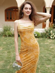 Đầm Vắt Xù Tách cao Hoa Thanh lịch - Màu vàng - Xem 4