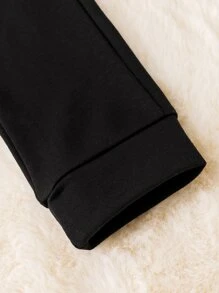 SHEIN 男小童2入組流行咖啡棕色毛茸茸套頭毛衣和翻領外套適用於秋天和冬天 - 彩色 - 查看 8