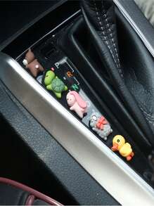 1入組隨機卡通設計車內裝飾品 - 彩色 - 查看 2