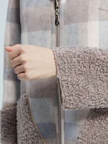 MIEGOFCE 拼接人造羊羔絨連帽格紋兩面可戴外套 - 彩色 - 查看 7