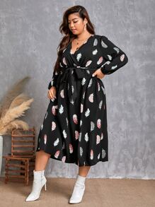 SHEIN LUNE Plus Feather Print Surplice Neck Belted Dress - Black - View 5