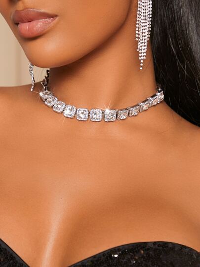 SHEIN SXY Rhinestone Decor Necklace