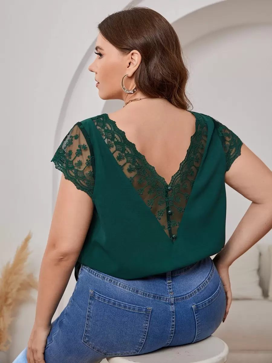 SHEIN Frenchy 大碼刺繡網紗V領襯衫