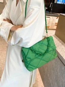 絎縫圖案鏈條裝飾翻蓋方包