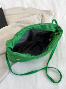 絎縫圖案鏈條裝飾翻蓋方包