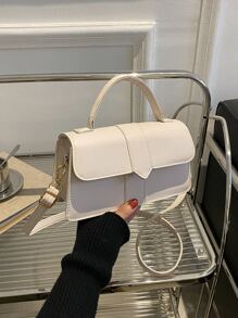 Sac carré minimaliste avec poignée à rabat