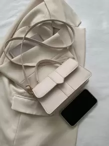 Sac carré minimaliste avec poignée à rabat