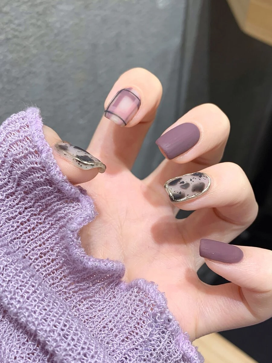 24pcs Short Square Plaid Print Fake Nail & 1sheet Tape & 1pc Nail File - Multicolor - View 1