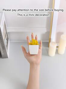 1 chậu cây nhân tạo - Màu vàng - Xem 7