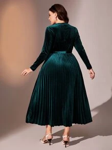 Modelyn Plus Pearls Beaded Pleated Hem Belted Velvet Dress, Winter Women Outfit Long Evening Dresses Fall Cloth For Women - Dark Green - View 2