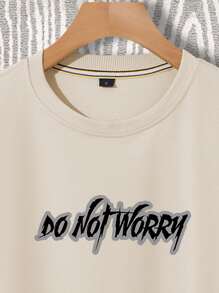 Manfinity Homme 男士卡通和標語圖案運動衫和腰部抽繩衛褲 - 杏色 - 查看 3