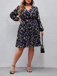 SHEIN LUNE Plus Floral Print Pleated Hem Belted Dress - Multicolor - View 3