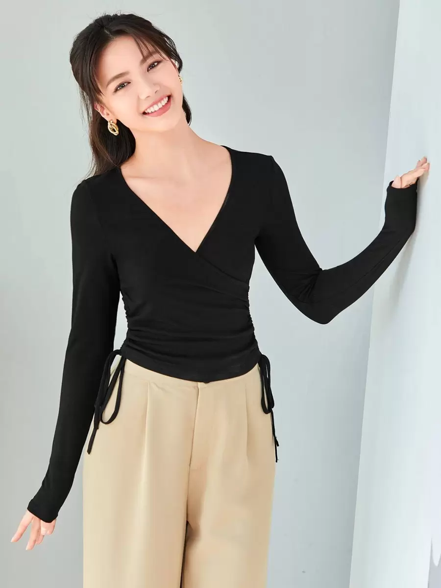 Firerie 素色圍裹側繫帶短款T恤 - 黑色 - 查看 1