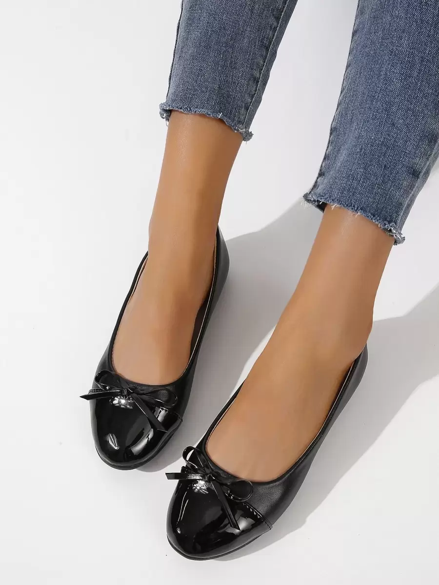 Ladies' Black Elegant Bowknot Detail Solid Color Ballet Flats With Butterfly Decor Valentines - Black - View 1