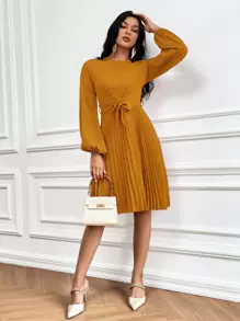 GENKIRA 波點圖案燈籠袖百褶下擺繫腰帶連衣裙 - 黃色 - 查看 6