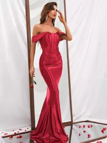 Off Shoulder Mermaid Hem Prom Dress - Burgundy - View 4