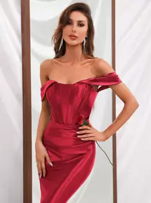 Off Shoulder Mermaid Hem Prom Dress - Burgundy - View 6