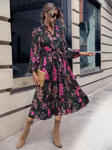 SHEIN Clasi 滿版印花燈籠袖繫腰帶連衣裙 - 黑色 - 查看 1