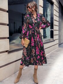 SHEIN Clasi 滿版印花燈籠袖繫腰帶連衣裙 - 黑色 - 查看 6