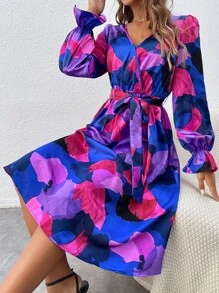 SHEIN Clasi Kleid mit Gürtel, Volant Ärmeln