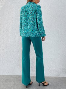 SHEIN Privé con estampado de manga farol Camisa & Pantalones acampanados - Agua verde azul - Ver 3