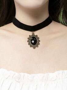 ROMWE Goth Gemstone Decor Choker - Black - View 1