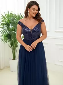EVERPRETTY Plus Contrast Sequins Maxi Mesh Bridesmaid Dress - Navy Blue - View 5