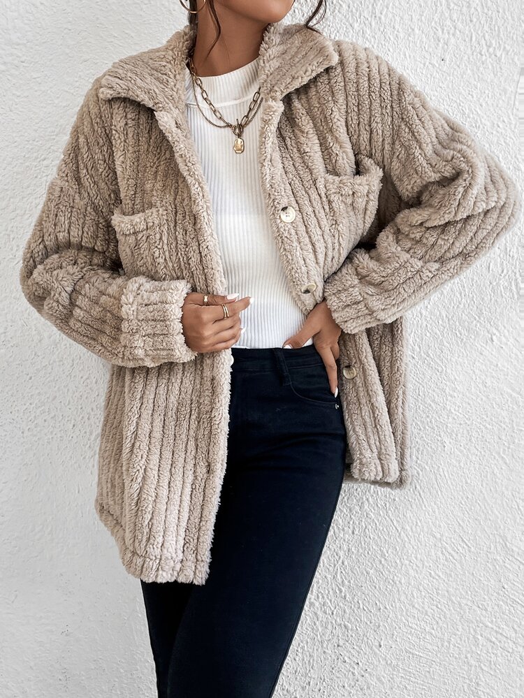 Drop Shoulder Pocket Patched Teddy Coat In Fall/Winter