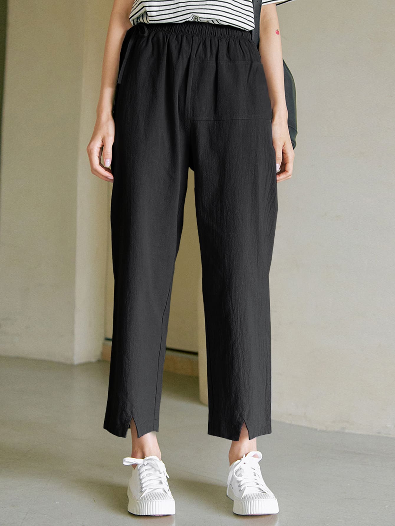 DAZY Elastic Waist Split Hem Cropped Trousers - Black - View 1
