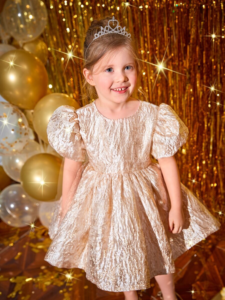 年輕女孩們素色泡泡袖派對禮服