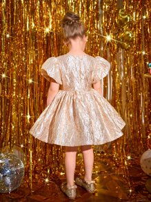 年輕女孩們素色泡泡袖派對禮服