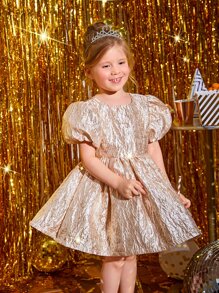 年輕女孩們素色泡泡袖派對禮服