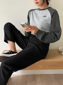 DAZY 字母拼色插肩袖 T 恤，秋季服装学院风上衣，长袖女式上衣