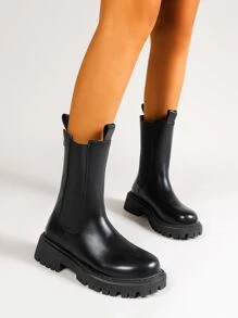 Zipper Back Chelsea Boots - Black - View 4