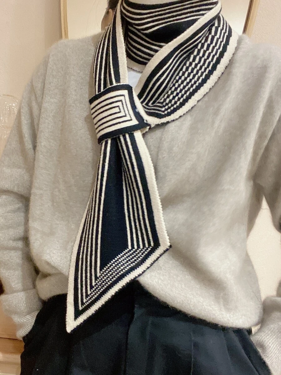 Pañuelo con estampado de rayas - Blanco y Negro - Ver 1