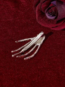 ROMWE Goth Rhinestone Skeleton Hand Decor Hair Clip - Silver - View 5