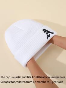 Baby Letter Graphic Knitted Hat - White - View 4