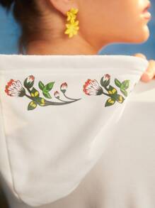 Frida Kahlo X SHEIN Plus Floral & Letter Graphic Drop Shoulder Drawstring Hoodie - Beige - View 6