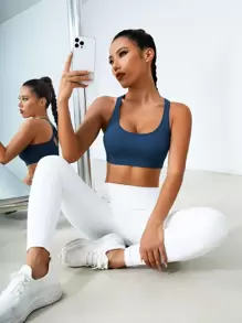 Activina 條紋針織後背十字交叉短款運動背心 - 霧霾藍 - 查看 3