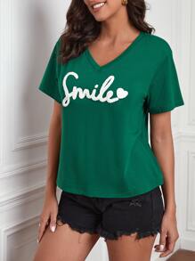 SHEIN Frenchy Camiseta de hombros caídos con patrón de corazón & de letra - Verde - Ver 3