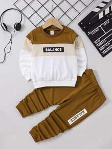 SHEIN 小男童字母圖案撞色衛衣和衛褲 - 彩色 - 查看 1