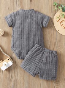 Bebé niño Body de cuello béisbol con textura de cable & Shorts - Gris Oscuro - Ver 2