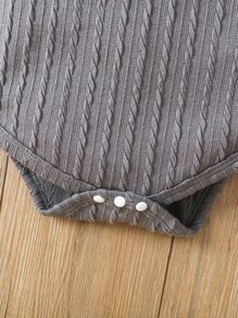 Bebé niño Body de cuello béisbol con textura de cable & Shorts - Gris Oscuro - Ver 3