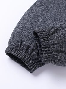 SHEIN 小男童字母貼布彈性腰帶長褲 - 深灰色 - 查看 4