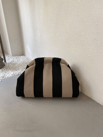 Vintage Coin Style Classic Striped Color Block Knitted Clutch Bag For Vacation