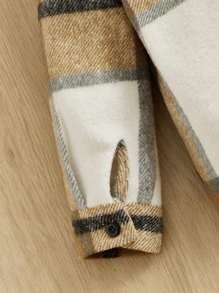 SHEIN 嬰兒1入組格紋翻蓋口袋連帽外套 - 棕色 - 查看 4