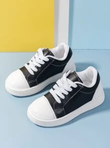 運動板鞋適用於男孩雙色前綁帶運動鞋