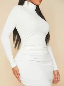 SHEIN SXY 高领纯色紧身褶皱白色长裙，白色毕业礼服