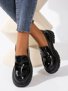 Minimalist Slip-On Flatform Penny Loafers - Black - View 3